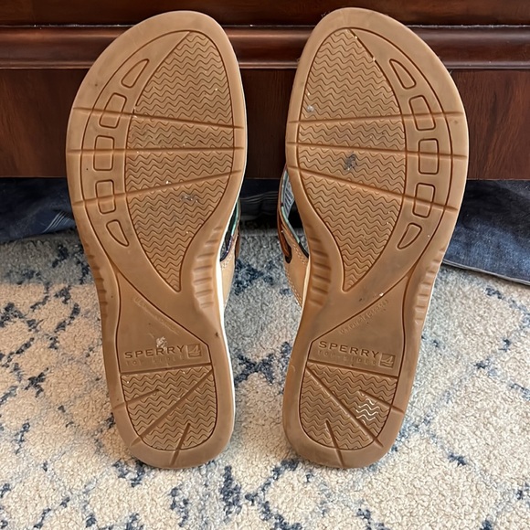 Sperry Tan Sandals, Size 6, EUC - Picture 3 of 4